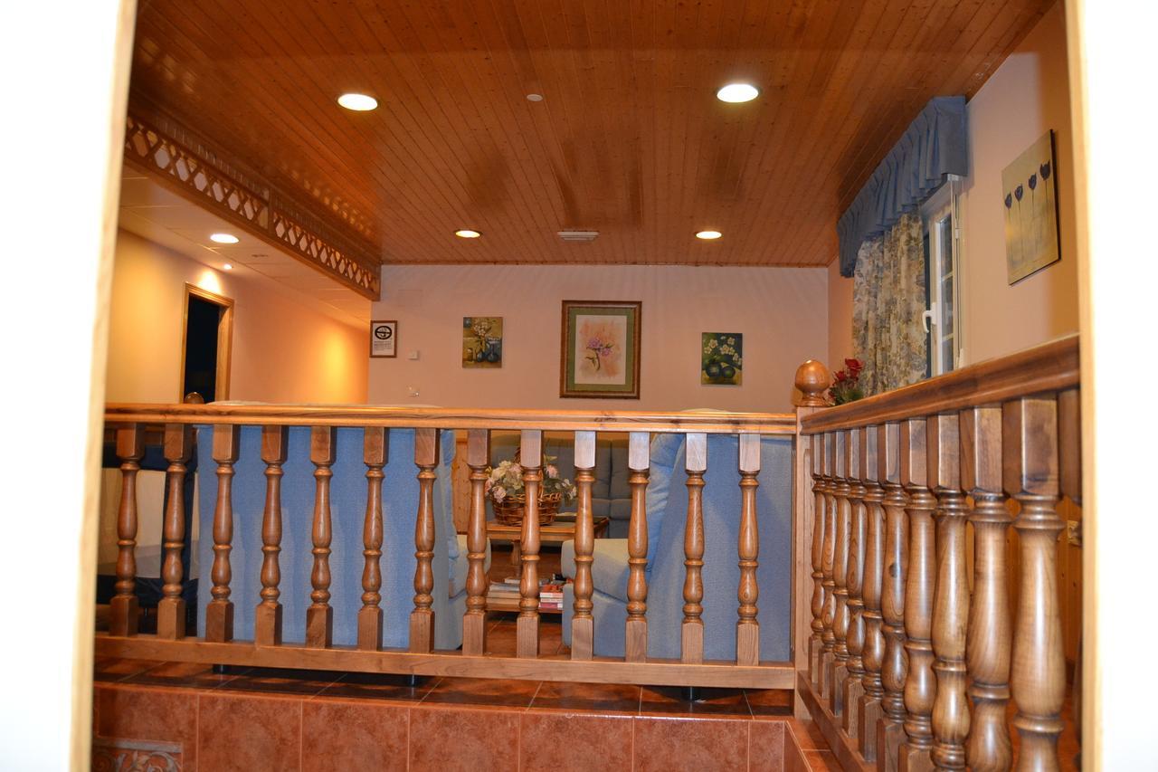 Hotel Restaurante Las Camelias Jarrio Buitenkant foto